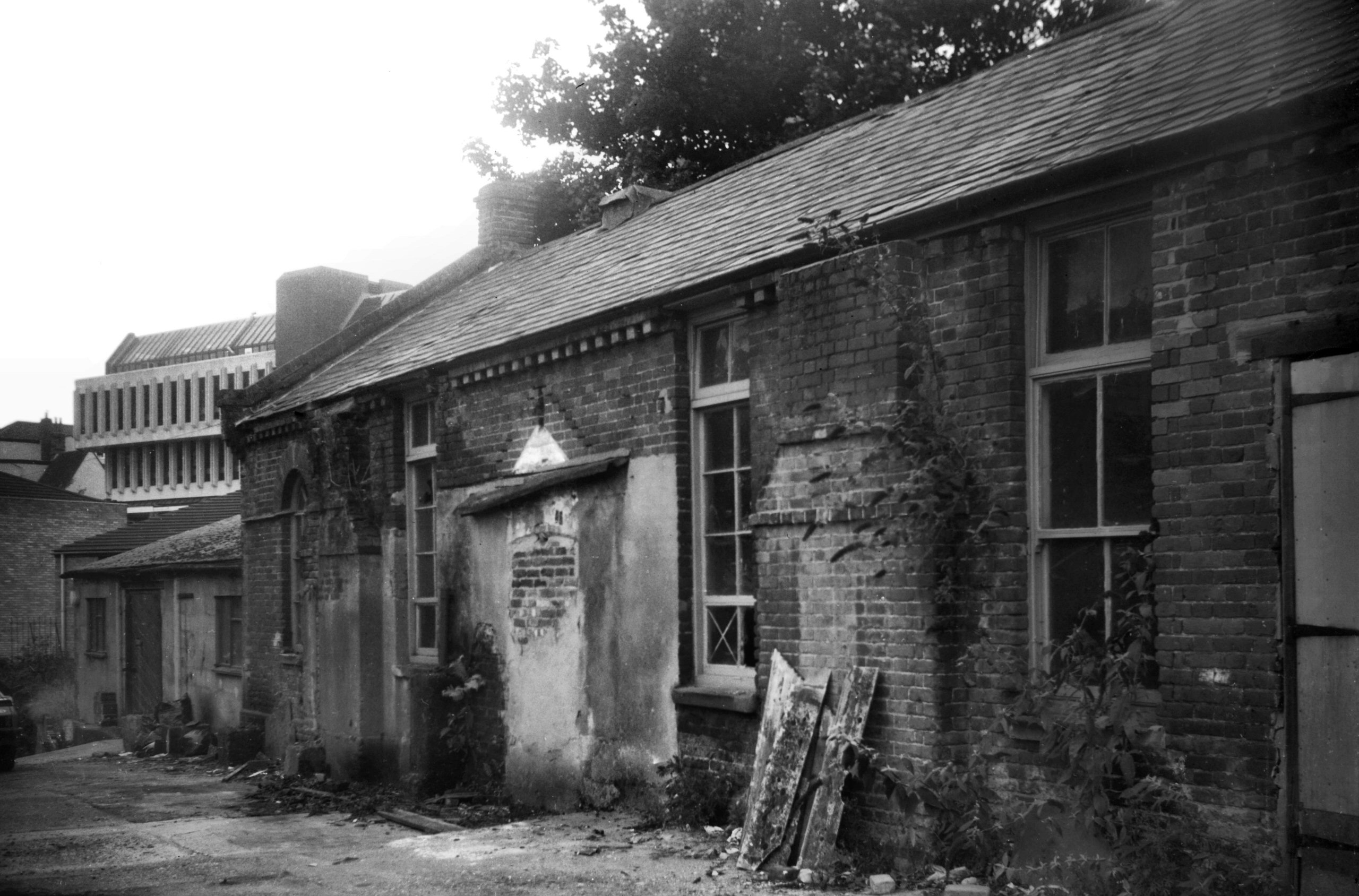 Mariners Lane to Martineau Lane